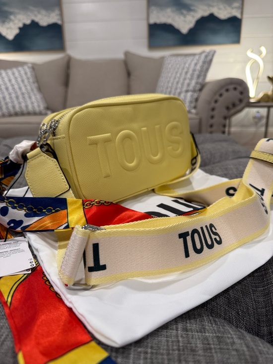 TOUS La Rue Reporter Yellow Logo Crossbody Camera Bag - Picture 3 of 17